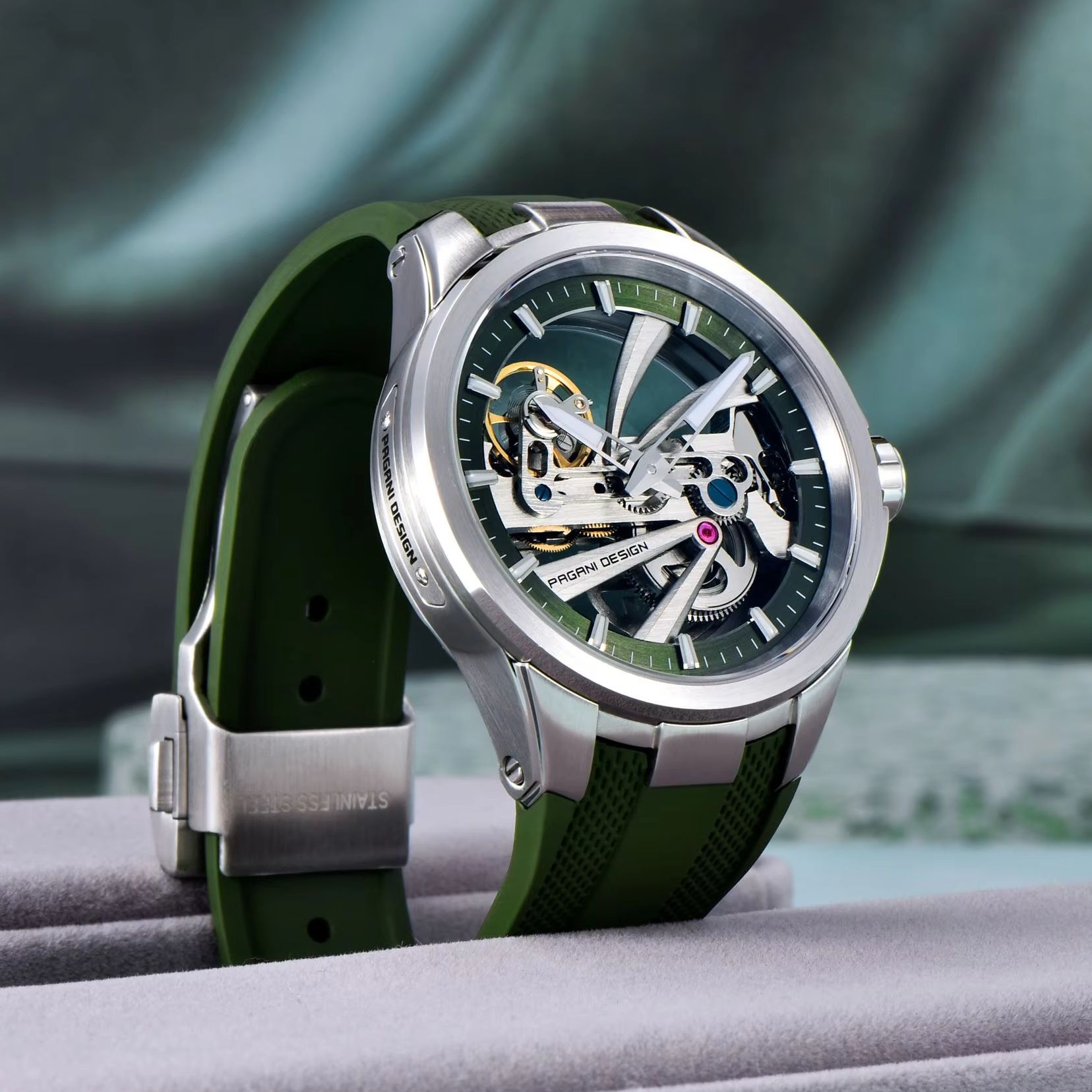 Green Skeleton PAGANI DESIGN P - Rubber Strap Diver recension och pris